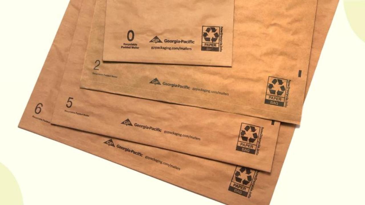 Four sizes of EarthKraft mailers
