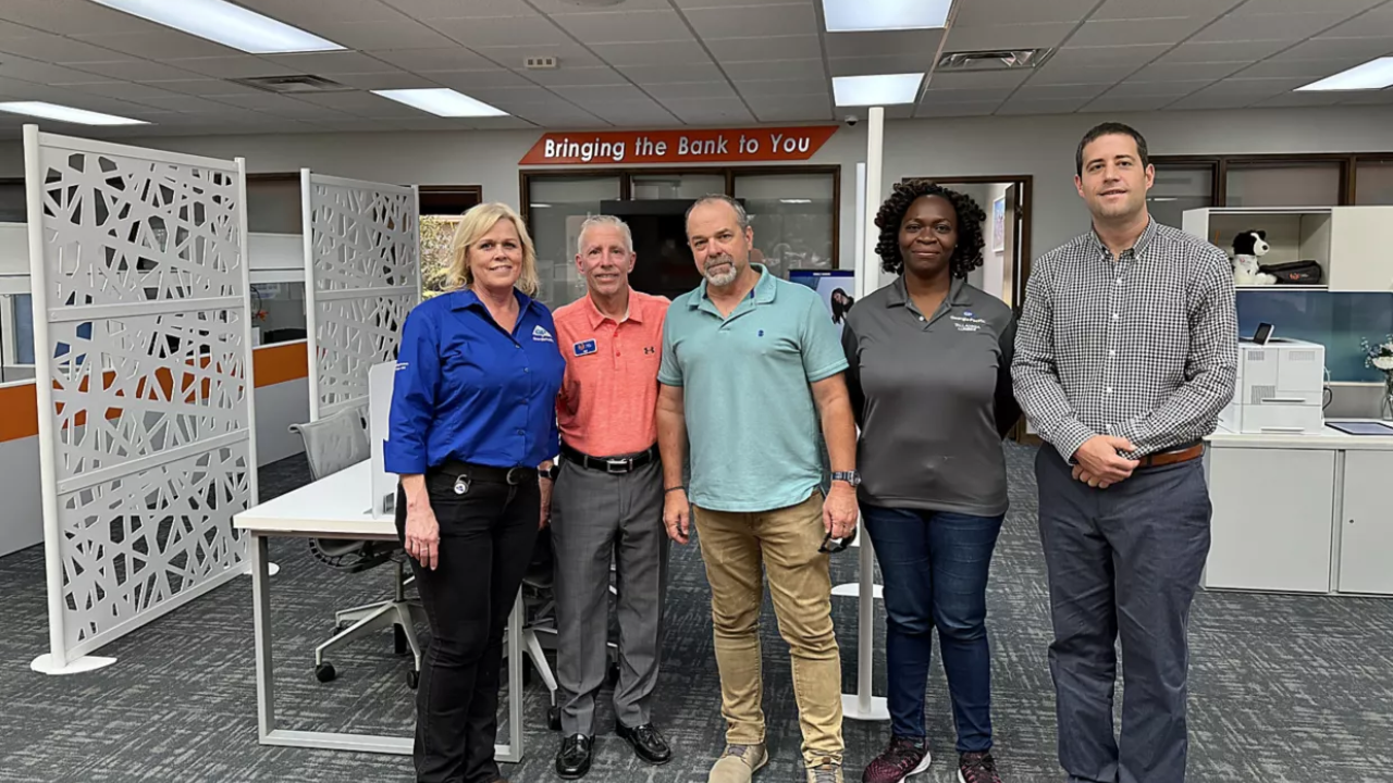 Group of 5 employees