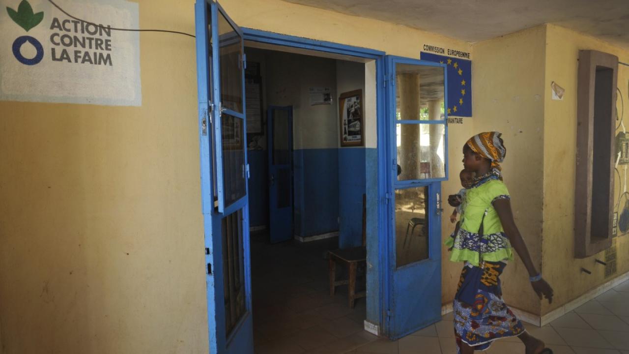 Acute malnutrition rates in Mali are surpassing critical thresholds. // Photo by Alfons Rodriguez