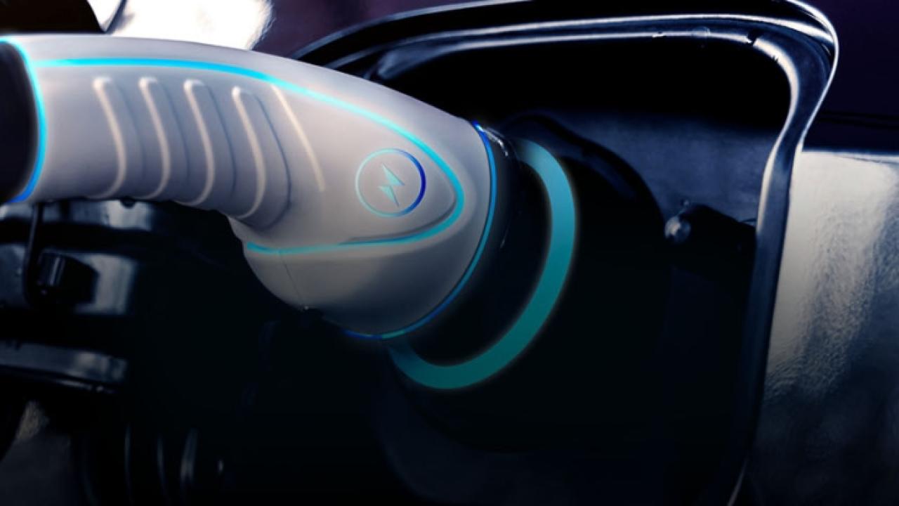 electric charging handle in vehicle