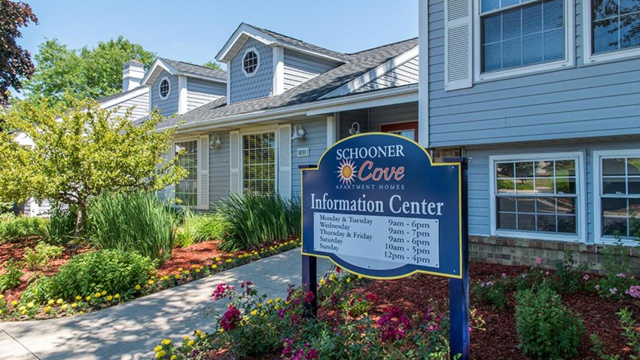 Photo of Schooner Cove apartment complex.