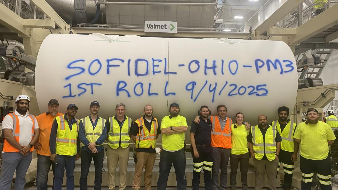 Group at Ohio plant