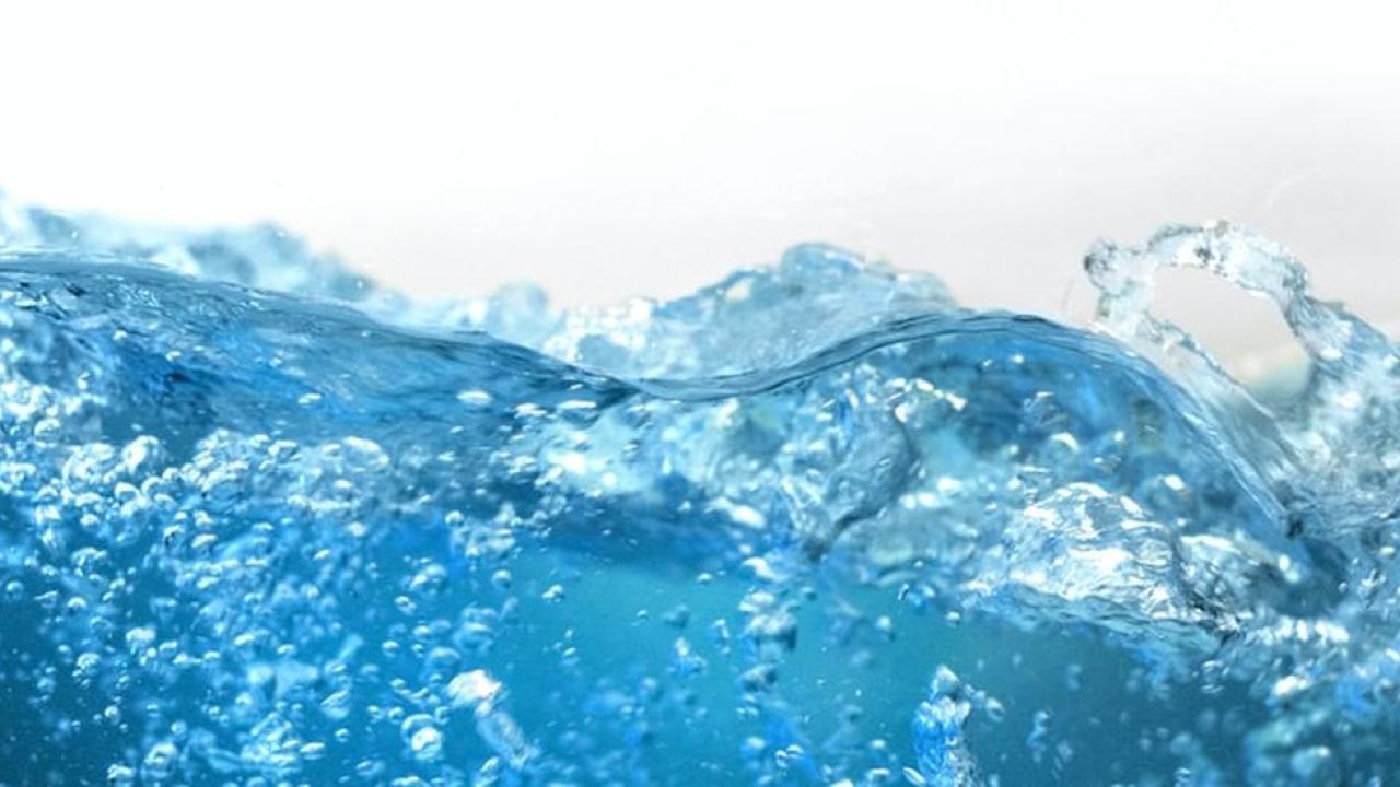 Water wave
